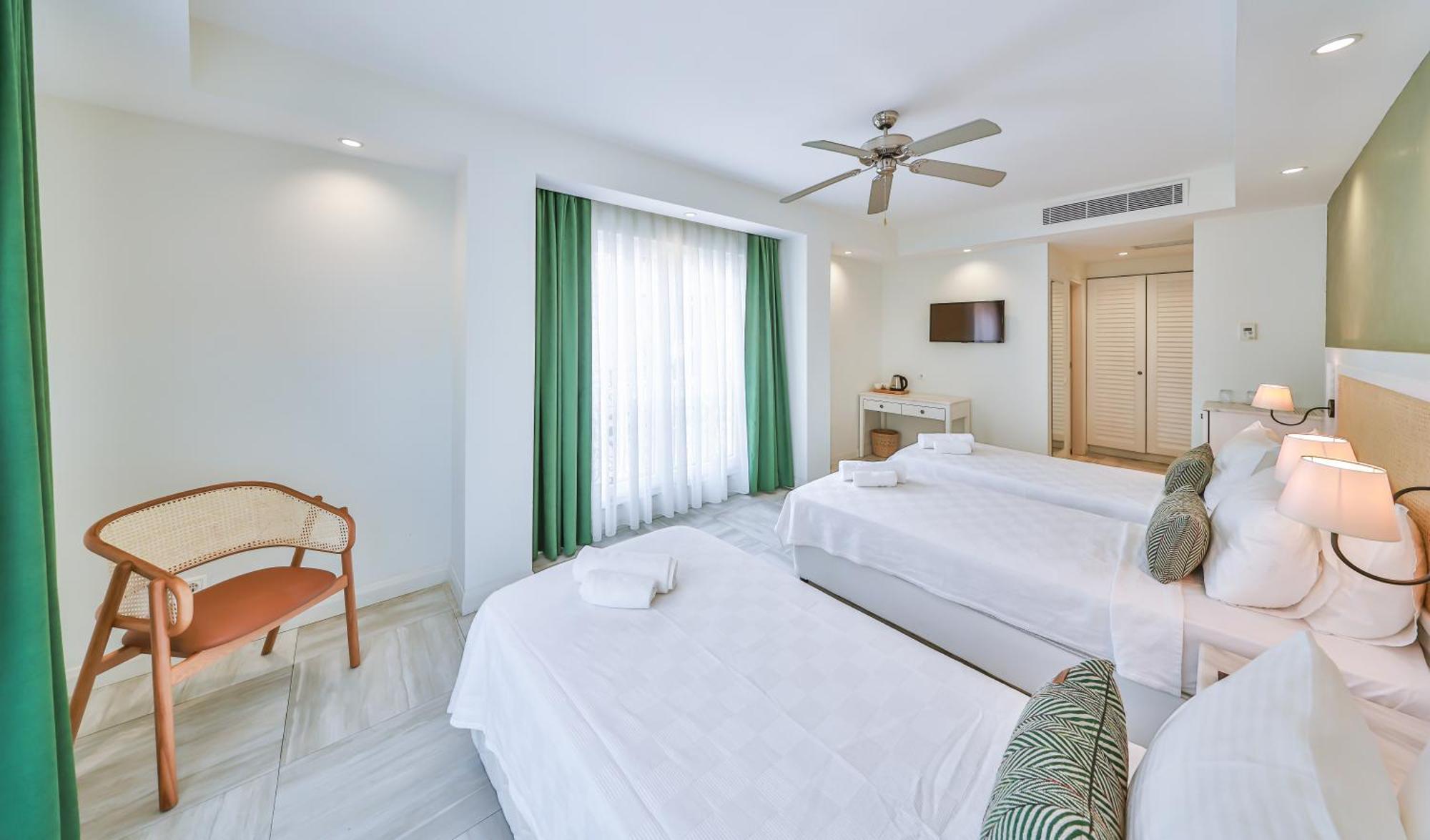 Livia Hotel Kaş Ngoại thất bức ảnh